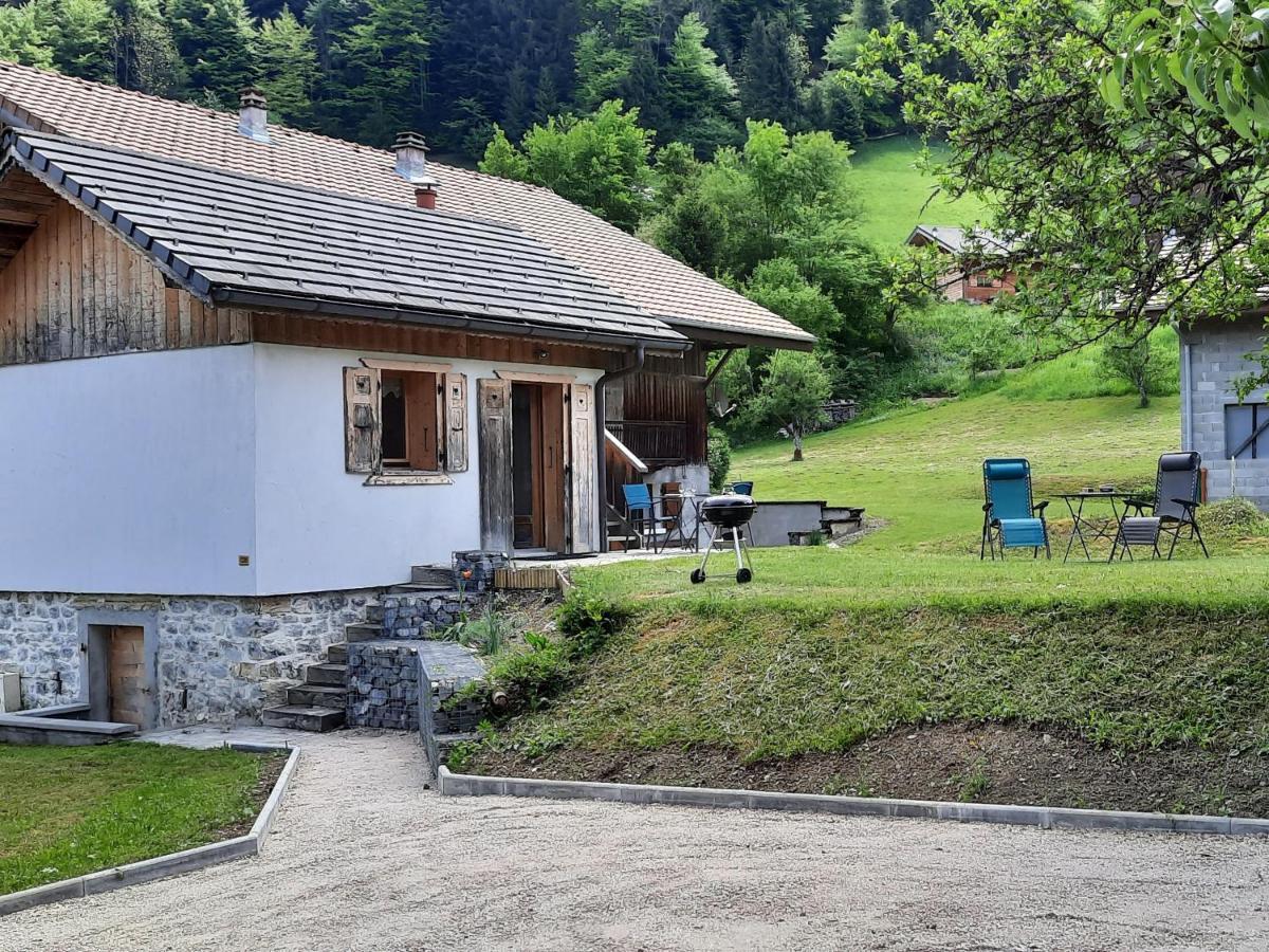 Gasthaus Le Petit Caboin Seytroux Exterior foto